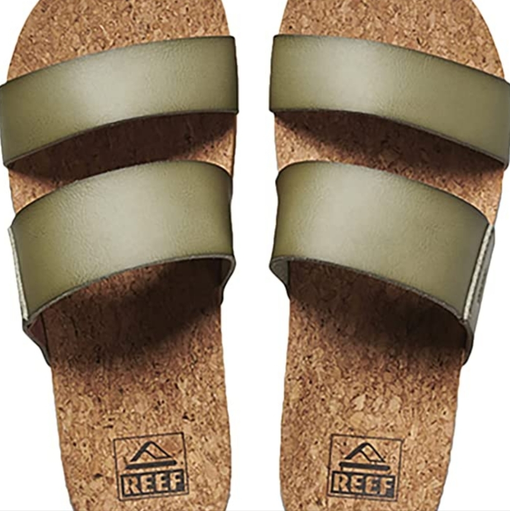REEF cushion Vista HI sage Green sandals flip flops women's 7 NIB